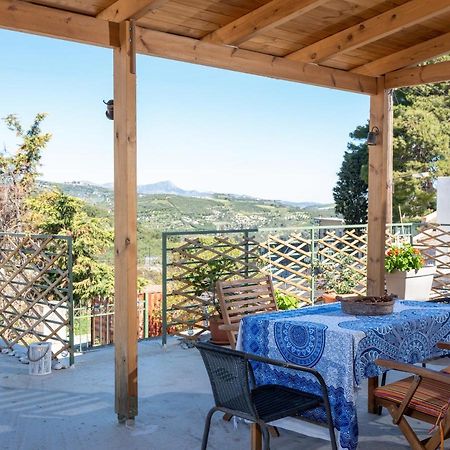 Apartamento Cozy Studio In Dafnes Near To Heraklion Dhafnes Exterior foto